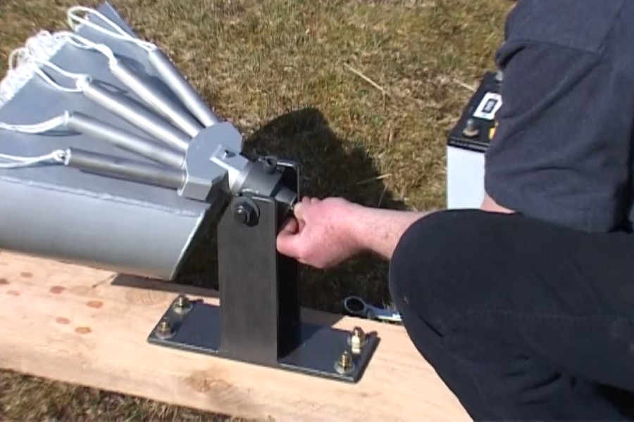 Ace Capture mounted horizontal-launching pigeon net gun, showing mount