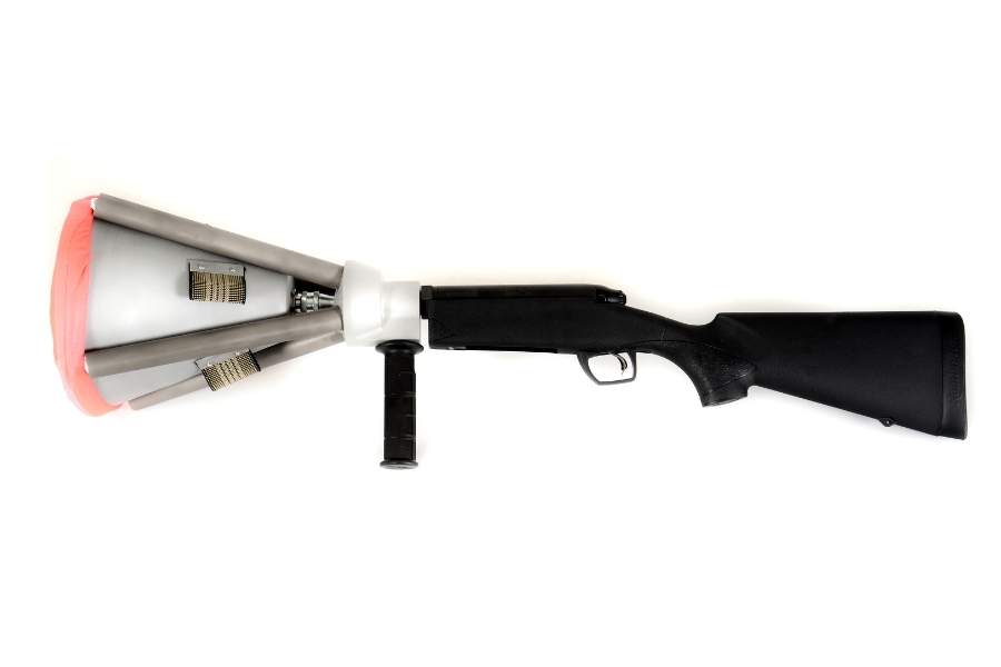 Handheld canister-switch net gun with long stock